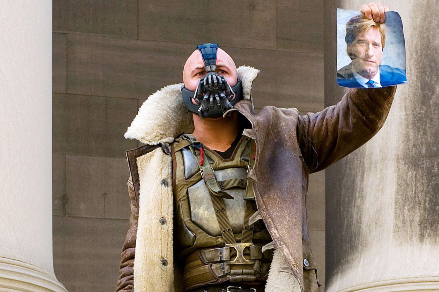 Why Bane Wears A Mask: The Comics And Dark Knight Rises Answer