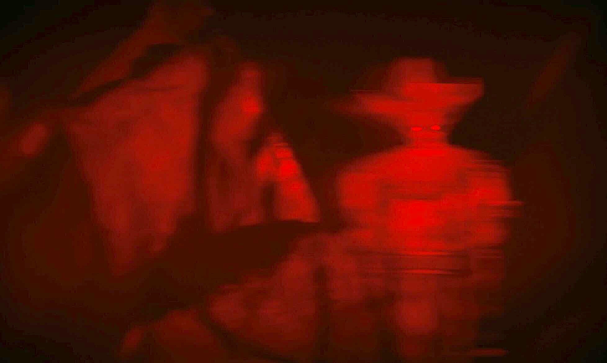 Episode 3 Turns a Summer Deal Into the Key to Track Pennywise